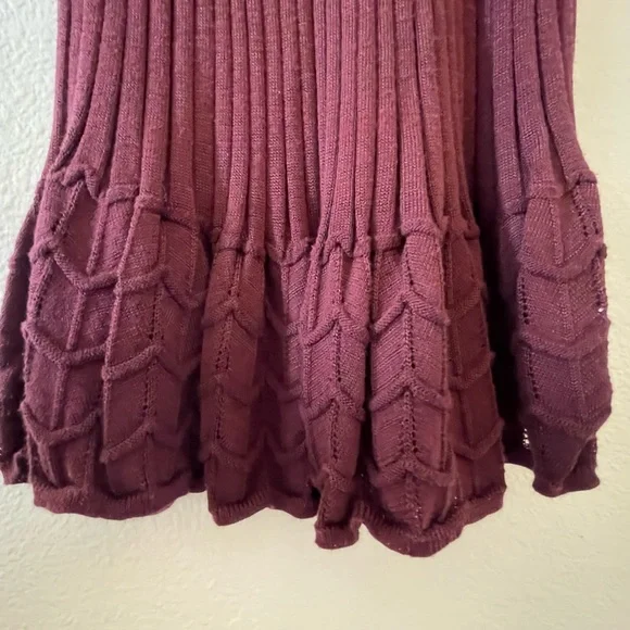 Vintage, Moda International, Fit & Flare, long sleeve, med., maroon, knit dress. - Picture 4 of 6